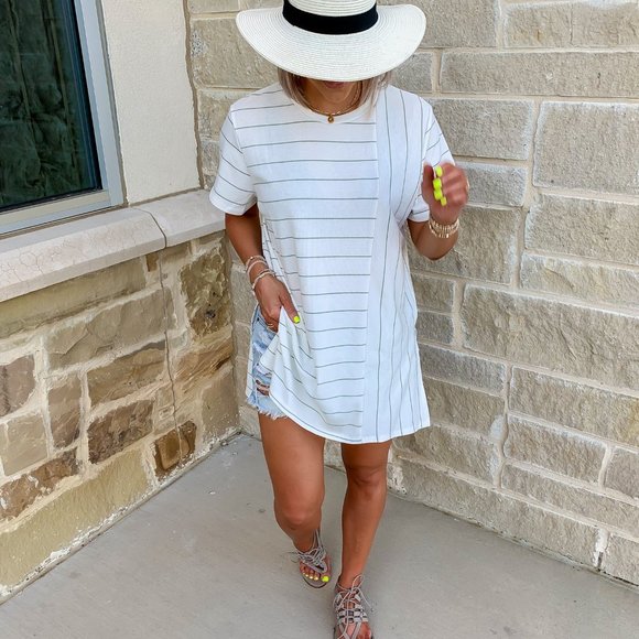 White and Green Striped Tunic Length Tee - Size Small, Medium, Large - Picture 4 of 4